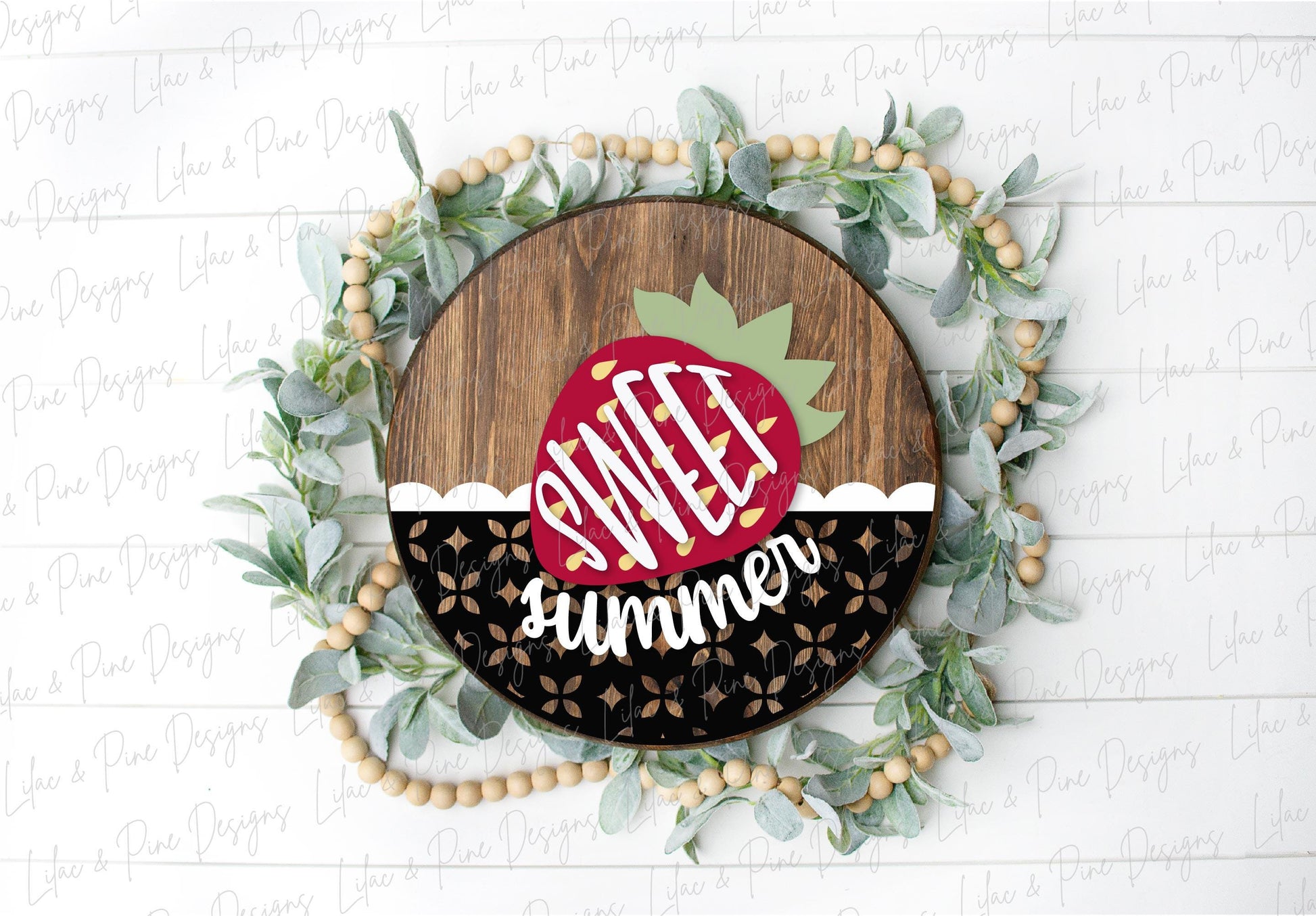 Strawberry door hanger SVG, sweet summer sign, Strawberries welcome sign SVG, digital download, Glowforge Svg, laser cut file, Cricut SVG