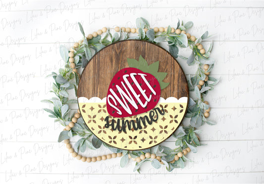 Strawberry door hanger SVG, sweet summer sign, Strawberries welcome sign SVG, digital download, Glowforge Svg, laser cut file, Cricut SVG