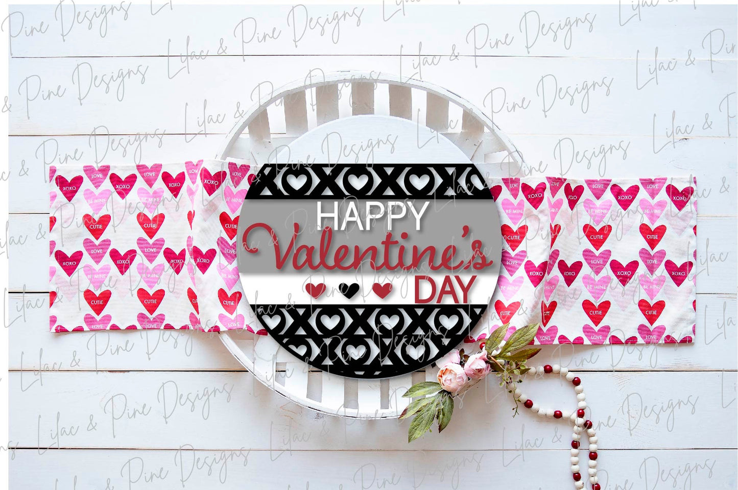 Happy Valentines Day SVG, Valentine door hanger, XOXO Valentine sign svg, XOXO door round, Valentine decor, Glowforge Svg, laser cut file
