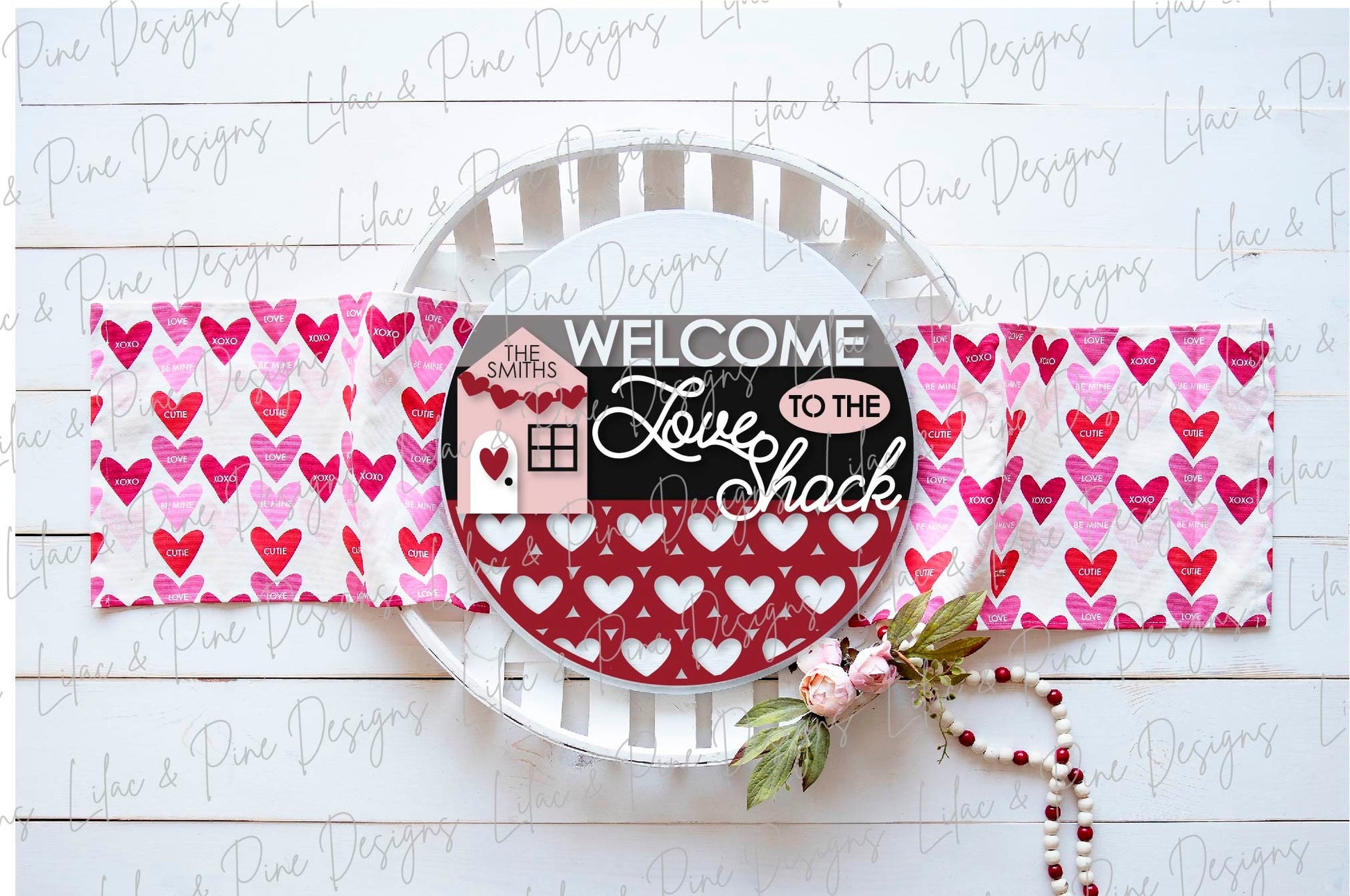 Love Shack door round SVG, Valentine Welcome sign SVG, personalized Valentine round sign, Valentine decor, Glowforge Svg, laser cut file