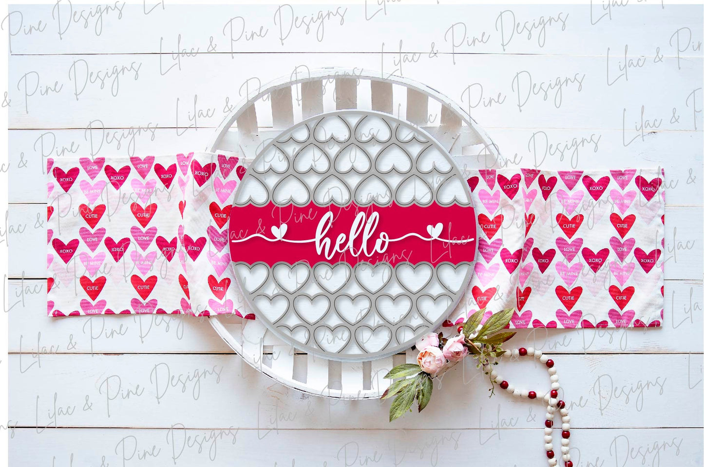 hello Valentine sign SVG, Valentine Welcome door hanger, heart pattern door round SVG, Valentines Day decor, Glowforge file, laser svg