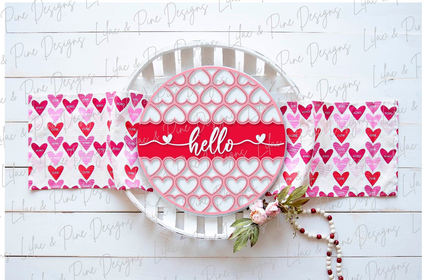 hello Valentine sign SVG, Valentine Welcome door hanger, heart pattern door round SVG, Valentines Day decor, Glowforge file, laser svg