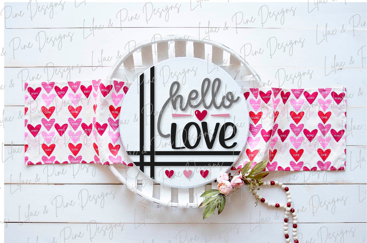 hello love sign SVG, Valentine door hanger, Valentines Day Welcome door round SVG, Valentines Day farmhouse decor, Glowforge file, laser svg
