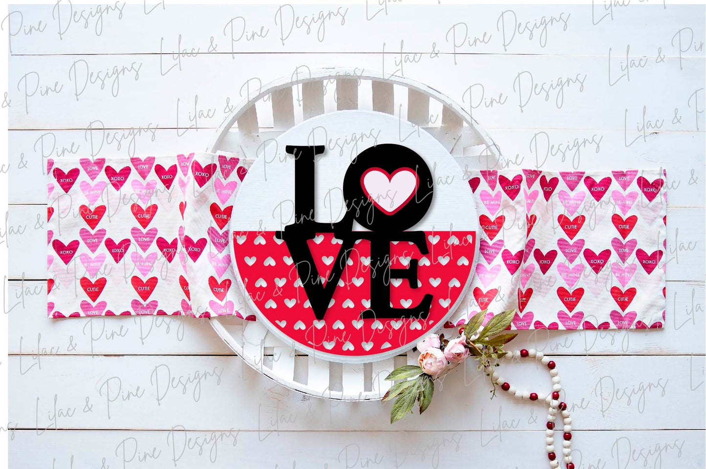 Love sign SVG, Valentine door hanger, Valentines Day decor SVG, heart SVG, love decor, heart patterned round, Glowforge file, laser svg