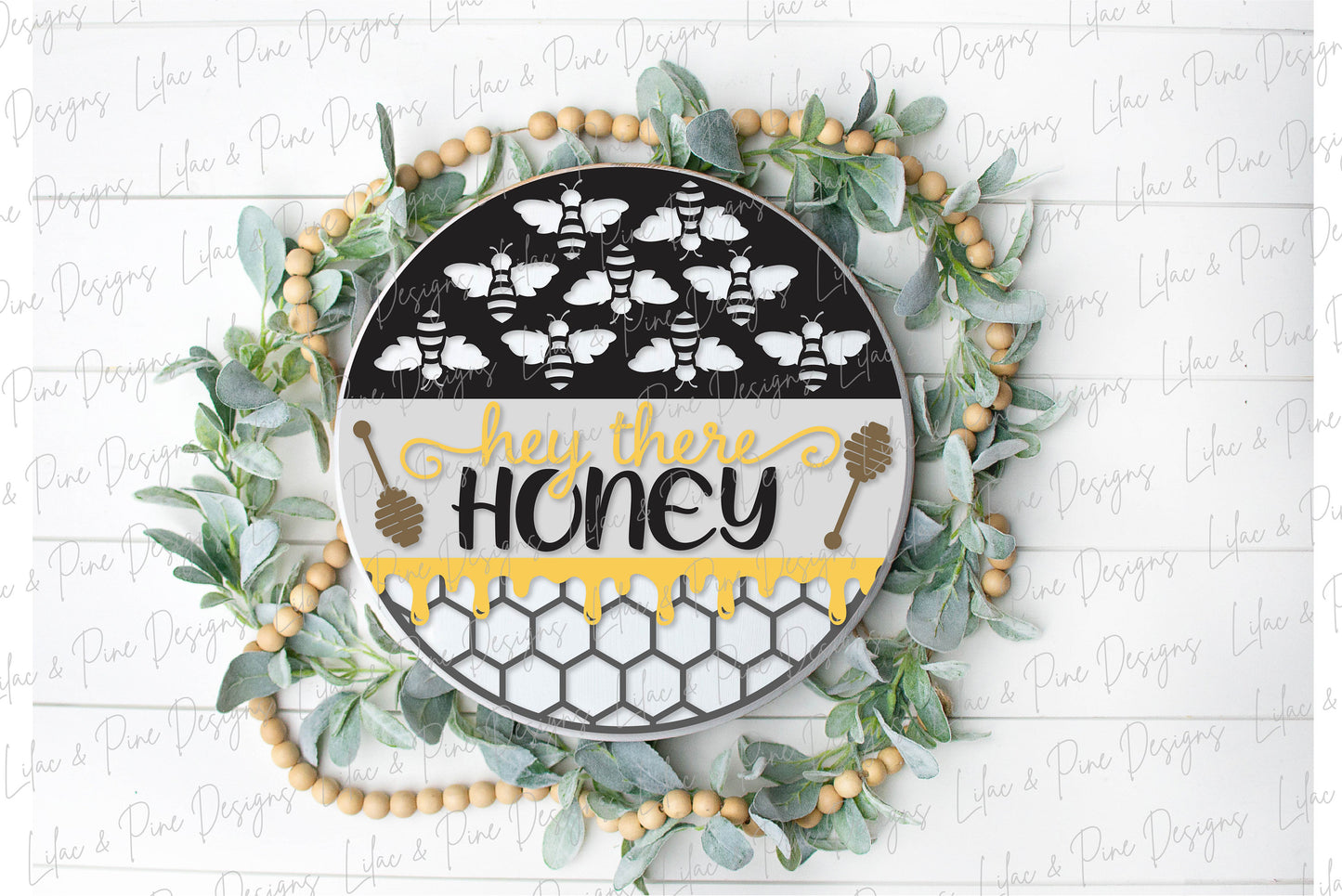 Hey there Honey door hanger SVG, Bee round Welcome sign, Honeycomb svg, Honey SVG, Summer decor, Glowforge cut file, laser SVG file