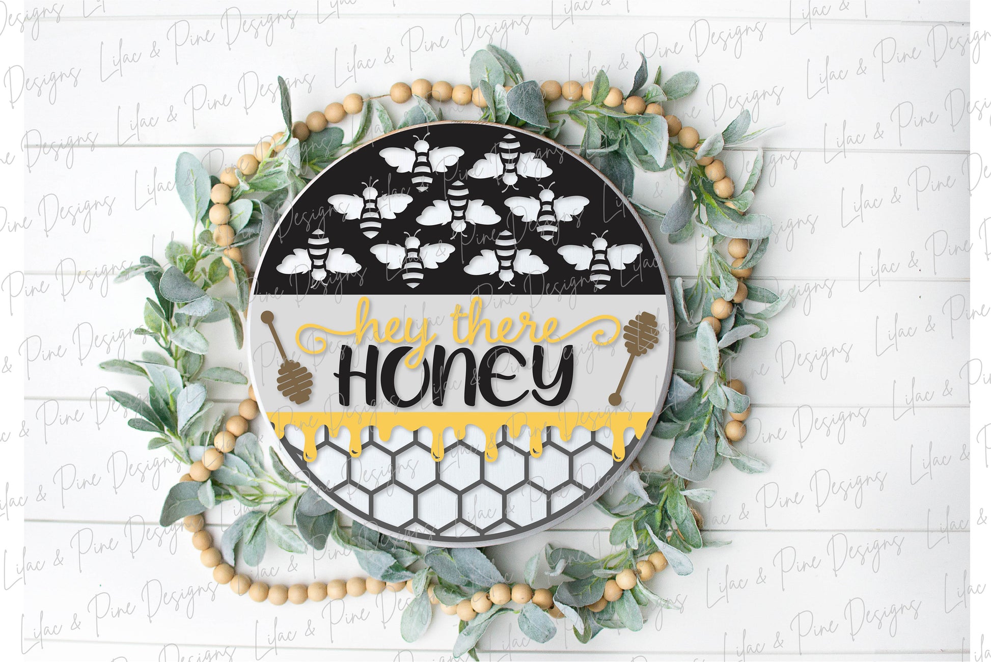 Hey there Honey door hanger SVG, Bee round Welcome sign, Honeycomb svg, Honey SVG, Summer decor, Glowforge cut file, laser SVG file