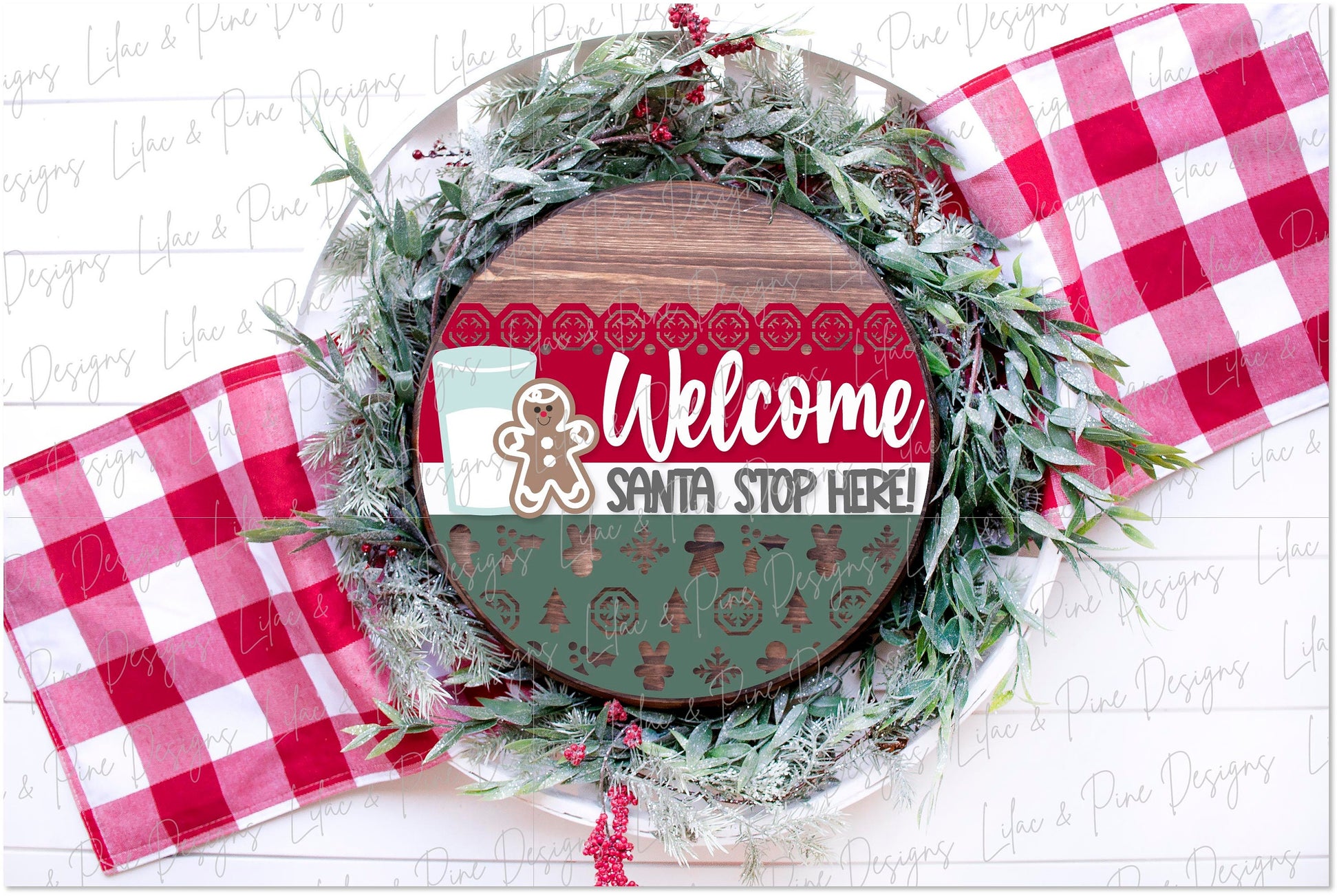 Santa Stop Here sign SVG, Santa welcome sign SVG, Christmas door hanger sign SVG, Milk and cookies sign svg, Glowforge Svg, laser cut file