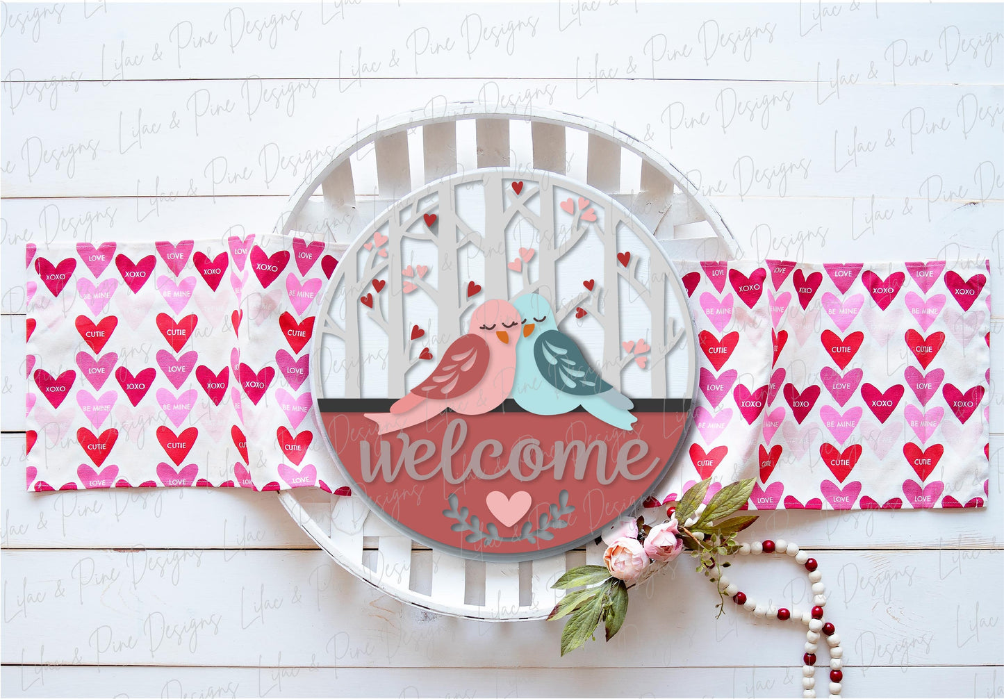 Love Birds Welcome sign SVG, Valentine door hanger, Valentines Welcome, door round SVG, Valentines Day decor, Glowforge SVG, laser cut file