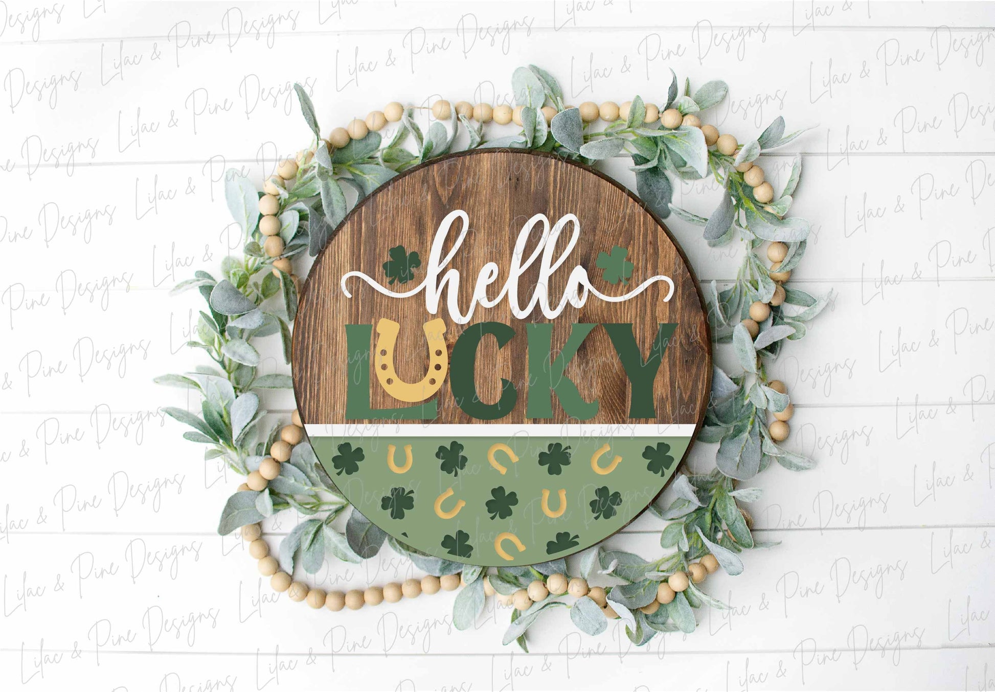 Lucky sign SVG, St Patricks Day door hanger, Shamrock Welcome sign SVG, lucky clover door round svg, Glowforge SVG, laser cut file