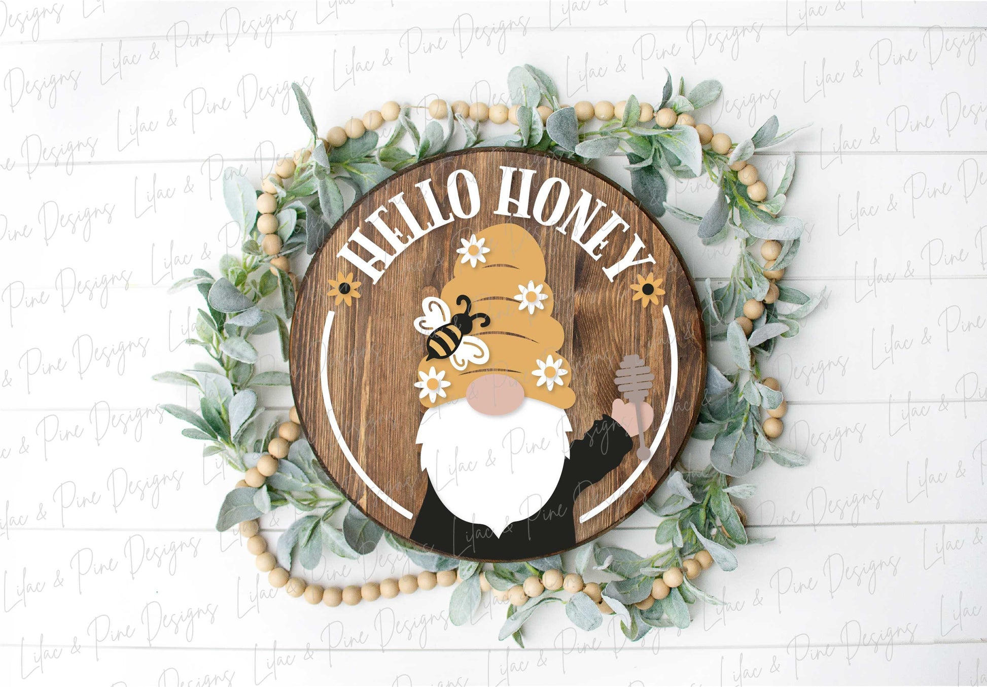Hello Honey sign SVG, Gnome door hanger svg, Bee Welcome sign SVG,  round Summer sign, porch decor, Cricut, Glowforge SVG, laser cut file