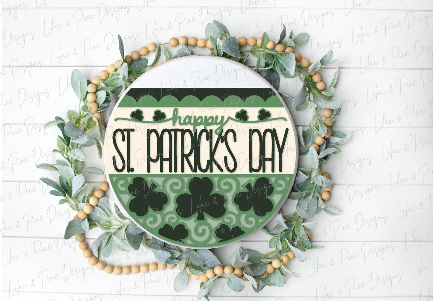 Happy St Patricks Day sign, Shamrock door hanger SVG, St Patrick welcome sign, St Paddys day decor, Irish svg, Glowforge SVG, laser cut file
