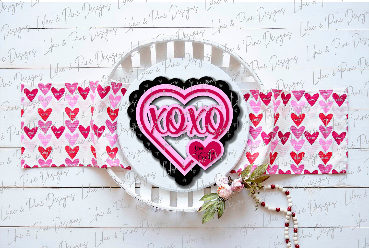 XOXO heart door hanger, Personalized Heart Welcome SVG, Scalloped heart, Valentine sign svg, Valentines Day decor, Glowforge file, laser svg