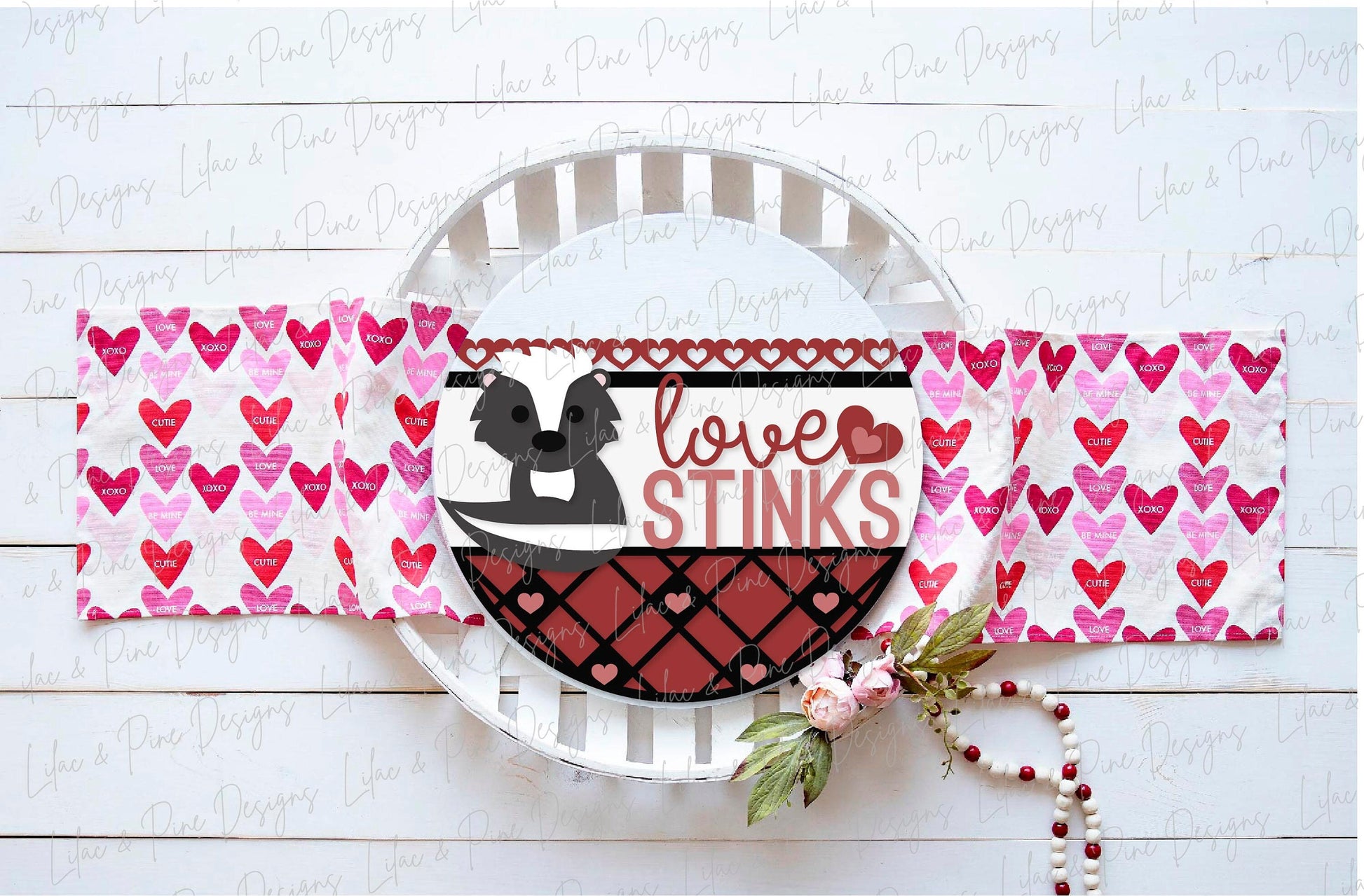 Valentine Welcome sign SVG, Valentine door hanger, Love Stinks SVG, Woodland animal svg, Valentines Day decor, Glowforge SVG, laser cut file
